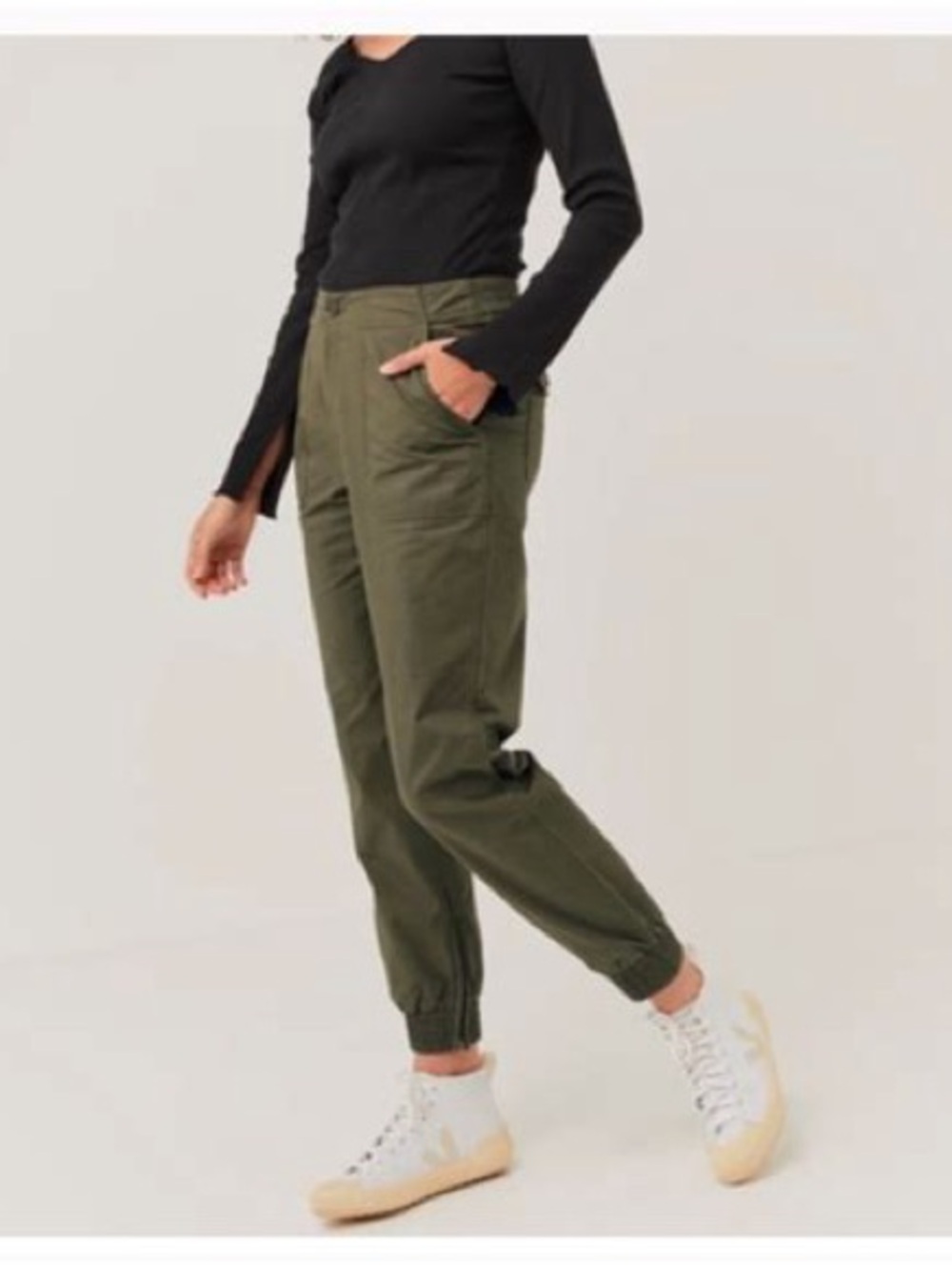 NWT Quince Organic Stretch Cotton Twill Utility Jogger Pants in Olive (8)